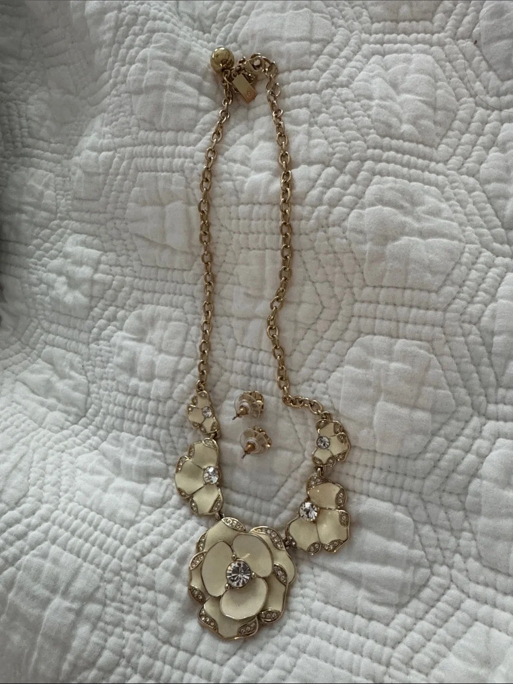 Kate Spade Gold Tone Ivory Flower Statement Necklace and Earrings Set
